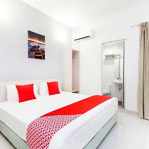 2* Hotel Oyo 325 Damansara